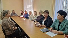 Глава провел встречу с молодыми педагогами