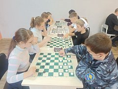 Прошел турнир по русским шашкам «Романовские таланты»