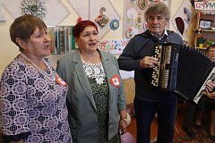 В клубе «Мои цветы» отметили 20-летний юбилей