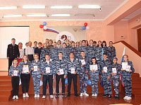 «Юным друзьям полиции» вручили сертификаты