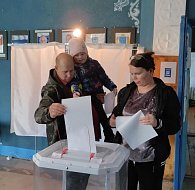 Главная традиция: на выборы — всей семьёй! 