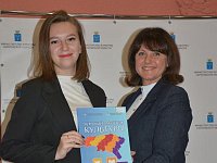 Сотрудник Романовского РДК в числе 30 работников культуры, которые получили финансовую поддержку в размере одного миллиона рублей