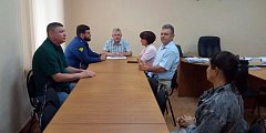 Глава Романовского района провел личный прием членов семей участников СВО