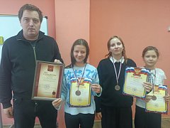 Состоялся районный командный турнир по русским шашкам