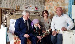 Ветераны района принимали поздравления