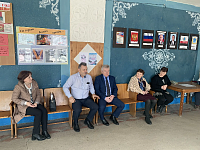 Собрания граждан прошли в поселках Красноармейский и Таволжанский