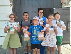 Юные добровольцы района собирают «Чай Победы»
