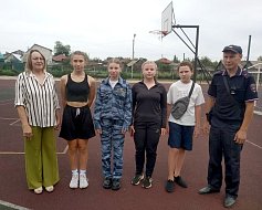 Акция «Зарядка со стражем порядка»