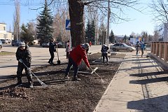 К весенней уборке приступили в Романовке