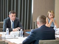Динамику в агропроме Саратовской области Дмитрий Патрушев обсудил с главой региона Романом Бусаргиным