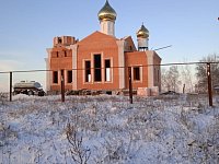 На храме с. Инясево установили купола и крест